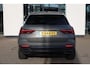 Audi Q3 40 TFSI quattro edition one 190PK / 140kW DSG, S-Line in- en exterieur, LED Matrix koplampen, dynamische richtingaanwijzers achter, verwarmbare voorstoelen, verwarmbaar multifunctioneel lederen stuurwiel, achteruitrijcamera (Rear View), parkeersensoren voor en achter (PDC), navigatie, dodehoekdetectie (Side Assist), elektrische achterklep, panoramadak, elektrisch verstel- en verwarmbare buitenspiegels, 2-zone climatronic, virtual cockpit, keyless start & entry, privacy glas, cruise control, dimmende binnenspiegel etc.