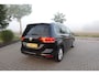 Volkswagen Touran 1.5 TSI Highline 7p | Stoelverwarming | Stuurwielverw. | Carplay | Massage | Adaptive Cruise |