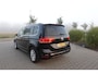 Volkswagen Touran 1.5 TSI Highline 7p | Stoelverwarming | Stuurwielverw. | Carplay | Massage | Adaptive Cruise |