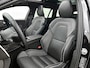 Volvo V60 2.0 T8 Plug-in hybrid AWD Plus Dark | 360° Camera | Trekhaak | Head-Up Display | Panoramadak |