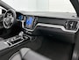 Volvo V60 2.0 T8 Plug-in hybrid AWD Plus Dark | 360° Camera | Trekhaak | Head-Up Display | Panoramadak |
