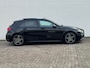 Mercedes-Benz A-klasse 200 Business Solution AMG Line Pano Cilma Navi Carplay Stoelverw. OEM-sfeerverlichting Digitaaldash
