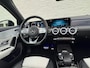 Mercedes-Benz A-klasse 200 Business Solution AMG Line Pano Cilma Navi Carplay Stoelverw. OEM-sfeerverlichting Digitaaldash