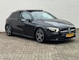 Mercedes-Benz A-klasse 200 Business Solution AMG Line Pano Cilma Navi Carplay Stoelverw. OEM-sfeerverlichting Digitaaldash