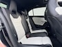 Mercedes-Benz A-klasse 200 Business Solution AMG Line Pano Cilma Navi Carplay Stoelverw. OEM-sfeerverlichting Digitaaldash