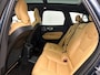 Volvo XC60 2.0 T8 Plug-in hybrid AWD Ultimate Dark | Bowers&Wilkins | Luchtvering | 22inch Velgen | 360° Camera | Trekhaak |