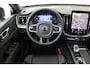 Volvo XC60 II T6 PLUG-IN HYBRID AWD ULTRA BLACK EDITION -PANO.DAK|HARMAN/KARDON|LUCHTVERING|360°CAM|HEAD-UP DISP.|PRIVACY.GLAS|TREKHAAK|21"ALL-SEASON|SoH:99%
