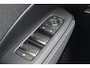 Lexus LBX Business Line 2WD Limited Automaat 136pk | Dodehoekdetectie | Stoelverwarming | Draadloze telefoonlader |