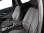 Peugeot e-2008 EV Allure Pack 54 kWh Soh 100 % Navigatie Apple Carplay/Android Auto Climate Control Parkeer sensoren Lichtmetalen Velgen