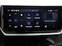 Peugeot e-2008 EV Allure Pack 54 kWh Soh 100 % Navigatie Apple Carplay/Android Auto Climate Control Parkeer sensoren Lichtmetalen Velgen