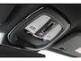 Volvo XC40 B4 Plus Dark | Panoramadak | Trekhaak | Verwarmbare voorstoelen en stuurwiel | Premium audio by Harman Kardon | Apple carplay/Android auto | Keyless | Elektrisch verstelbare stoelen met geheugen | Achteruitrijcamera |