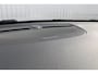 Volvo XC40 B4 Plus Dark | Panoramadak | Trekhaak | Verwarmbare voorstoelen en stuurwiel | Premium audio by Harman Kardon | Apple carplay/Android auto | Keyless | Elektrisch verstelbare stoelen met geheugen | Achteruitrijcamera |