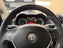 Alfa Romeo MiTo 1.4 Junior, 80Pk, 2016, 2de eigenaar, Navigatie, Airco, Bluetooth audio, 17" velgen, Parkeersensoren,