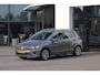 Volkswagen Golf Sportsvan 1.2 TSI Highline 110PK / 81kW DSG, Wegklapbare trekhaak, 17" LMV, achteruitrijcamera (Rear View), parkeersensoren voor en achter (PDC), Executive Pakket (navigatie, Bluetooth telefoonvoorbereiding), privacy glas, DAB+, cruise control, elektrisch verstel- en verwarmbare buitenspiegels, licht- en regensensor, reservewiel, 2-zone climatronic etc.
