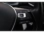 Volkswagen Golf Sportsvan 1.2 TSI Highline 110PK / 81kW DSG, Wegklapbare trekhaak, 17" LMV, achteruitrijcamera (Rear View), parkeersensoren voor en achter (PDC), Executive Pakket (navigatie, Bluetooth telefoonvoorbereiding), privacy glas, DAB+, cruise control, elektrisch verstel- en verwarmbare buitenspiegels, licht- en regensensor, reservewiel, 2-zone climatronic etc.