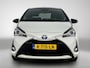 Toyota Yaris 1.5 Hybrid Bi-Tone