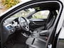 BMW X2 sDrive18i High Executive | M-pakket | Camera | Navi | Afneembare Trekhaak | NL-Auto |