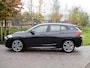 BMW X2 sDrive18i High Executive | M-pakket | Camera | Navi | Afneembare Trekhaak | NL-Auto |
