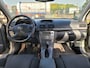 Toyota Avensis Wagon 2.0 VVTi Linea Luna