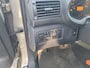 Toyota Avensis Wagon 2.0 VVTi Linea Luna