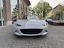 Mazda MX-5 136 pk Yakudo, sportonderstel. Aero Grey, Alcantara