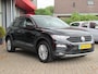 Volkswagen T-Roc 1.0 TSI Style Clima-Airco | Adapt. Cruise control | Bluetooth | Navigatie | Parkeersensoren V+A | 1ste Eigenaar! |
