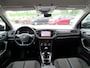 Volkswagen T-Roc 1.0 TSI Style Clima-Airco | Adapt. Cruise control | Bluetooth | Navigatie | Parkeersensoren V+A | 1ste Eigenaar! |