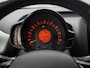 Citroën C1 1.0 e-VTi Shine Sport (NAVIGATIE, CAMERA, CLIMATE, LM VELGEN, SPORTSTOELEN, GETINT GLAS, NIEUWE APK, NIEUWSTAAT)