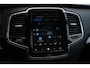Volvo XC90 2.0 T8 Recharge AWD Plus Bright | 455 PK | Panoramadak | Leder | ACC | 360 Camera | HarmanKardon | Volvo XC90 2.0 T8 Recharge AWD Plus Bright 455 PK met 2.0-liter viercilinder plug-in hybride benzinemotor, lederen bekleding, elektrisch verstelbare stoelen met geheugen, verwarmbare voor- en