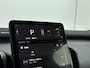 Volvo EX30 Extended Range Plus Europa | Elektrische stoelbediening | PDC V+A en Camera | Getint Glas | 20 inch LM | Stoel + Stuurverwarming | Warmtepomp |