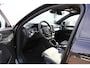 Volvo XC40 2.0 B4 Plus Dark | Trekhaak | Verwarmbare voorstoelen en stuurwiel | Premium audio by Harman Kardon | Apple carplay/Android auto | Keyless | Elektrisch verstelbare stoelen met geheugen | Achteruitrijcamera | All-seasonbanden