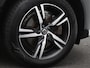 Volvo XC60 2.0 T6 Plug-in hybrid AWD R-Design 350 PK DSG Panoramadak, Trekhaak, Harman Kardon Audio, 19" LM Velgen, Stoelverwarming voor en achter, Keyless, Memorystoelen, LED verlichting