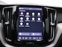 Volvo XC60 2.0 T6 Plug-in hybrid AWD R-Design 350 PK DSG Panoramadak, Trekhaak, Harman Kardon Audio, 19" LM Velgen, Stoelverwarming voor en achter, Keyless, Memorystoelen, LED verlichting