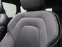 Volvo XC60 2.0 T6 Plug-in hybrid AWD R-Design 350 PK DSG Panoramadak, Trekhaak, Harman Kardon Audio, 19" LM Velgen, Stoelverwarming voor en achter, Keyless, Memorystoelen, LED verlichting