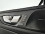 Volvo V60 B3 R-Design | Parkeercamera | Stoel- en stuurverwarming | Harman Kardon | Extra getint glas | Trekhaak