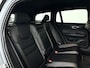 Volvo V60 B3 R-Design | Parkeercamera | Stoel- en stuurverwarming | Harman Kardon | Extra getint glas | Trekhaak
