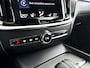 Volvo V60 B3 R-Design | Parkeercamera | Stoel- en stuurverwarming | Harman Kardon | Extra getint glas | Trekhaak