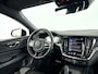 Volvo V60 B3 R-Design | Parkeercamera | Stoel- en stuurverwarming | Harman Kardon | Extra getint glas | Trekhaak