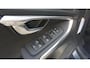 Volvo V40 1.6 T3 150pk Momentum Navi Virtual Cockpit 16inch LM Cruise Control *NL auto* Dealer o.h.