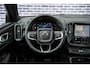 Volvo EX40 Single Motor Extended Range Ultra Black Edition | Europa | Harman Kardon audio | 20" wielen | Schuif-/kanteldak | Getint Glas | Elektrische stoelverstelling | Nubuck bekleding | Adaptive Cruise Control | Dodehoekdetectie |