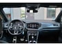 Volkswagen T-Roc 1.5 TSI 150PK R-Line Automaat | Black Style | ACC | Achteruitrijcamera