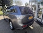 Mitsubishi Outlander 2.0 PHEV Instyle NL-Auto, Keurig onderh., 4WD, Hybride, Leer, Navigatie, Schuif kantel dak, Trekhaak, Cruise Controle, Alarm, A-Rij-Camera . Electr. Achterklep.