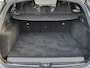 Mercedes-Benz C-klasse 300 e AMG Line / SOH 99,8% / Elektrische trekhaak / Stoelverwarming / Elektrische achterklep / Trekgewicht 1800 kg / Burmester Audio Systeem / Adaptief cruise control / Achteruitrijcamera / Apple Carplay Android Auto /