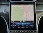Mercedes-Benz C-klasse 300 e AMG Line / SOH 99,8% / Elektrische trekhaak / Stoelverwarming / Elektrische achterklep / Trekgewicht 1800 kg / Burmester Audio Systeem / Adaptief cruise control / Achteruitrijcamera / Apple Carplay Android Auto /