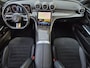 Mercedes-Benz C-klasse 300 e AMG Line / SOH 99,8% / Elektrische trekhaak / Stoelverwarming / Elektrische achterklep / Trekgewicht 1800 kg / Burmester Audio Systeem / Adaptief cruise control / Achteruitrijcamera / Apple Carplay Android Auto /