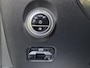 Mercedes-Benz C-klasse 300 e AMG Line / SOH 99,8% / Elektrische trekhaak / Stoelverwarming / Elektrische achterklep / Trekgewicht 1800 kg / Burmester Audio Systeem / Adaptief cruise control / Achteruitrijcamera / Apple Carplay Android Auto /