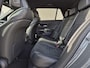 Mercedes-Benz C-klasse 300 e AMG Line / SOH 99,8% / Elektrische trekhaak / Stoelverwarming / Elektrische achterklep / Trekgewicht 1800 kg / Burmester Audio Systeem / Adaptief cruise control / Achteruitrijcamera / Apple Carplay Android Auto /
