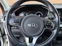 Kia Niro EV e-Niro DynamicPlusLine 64 kWh Leer | Navigatie | DAB | Stoelverwarming Voor + Achter | JBL | Stuurverwarming | Adaptive Cruise | Schuifdak