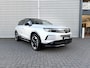 Opel Grandland 1.6 Turbo Plug-in-Hybrid Ultimate | Panorama dak | Lederen stoelen | Massage stoelen | Stoelverwarming | Stuurverwarming | Rondom camera | PDC voor en achter | Draadloos telefoon oplader |