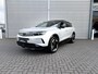 Opel Grandland 1.6 Turbo Plug-in-Hybrid Ultimate | Panorama dak | Lederen stoelen | Massage stoelen | Stoelverwarming | Stuurverwarming | Rondom camera | PDC voor en achter | Draadloos telefoon oplader |